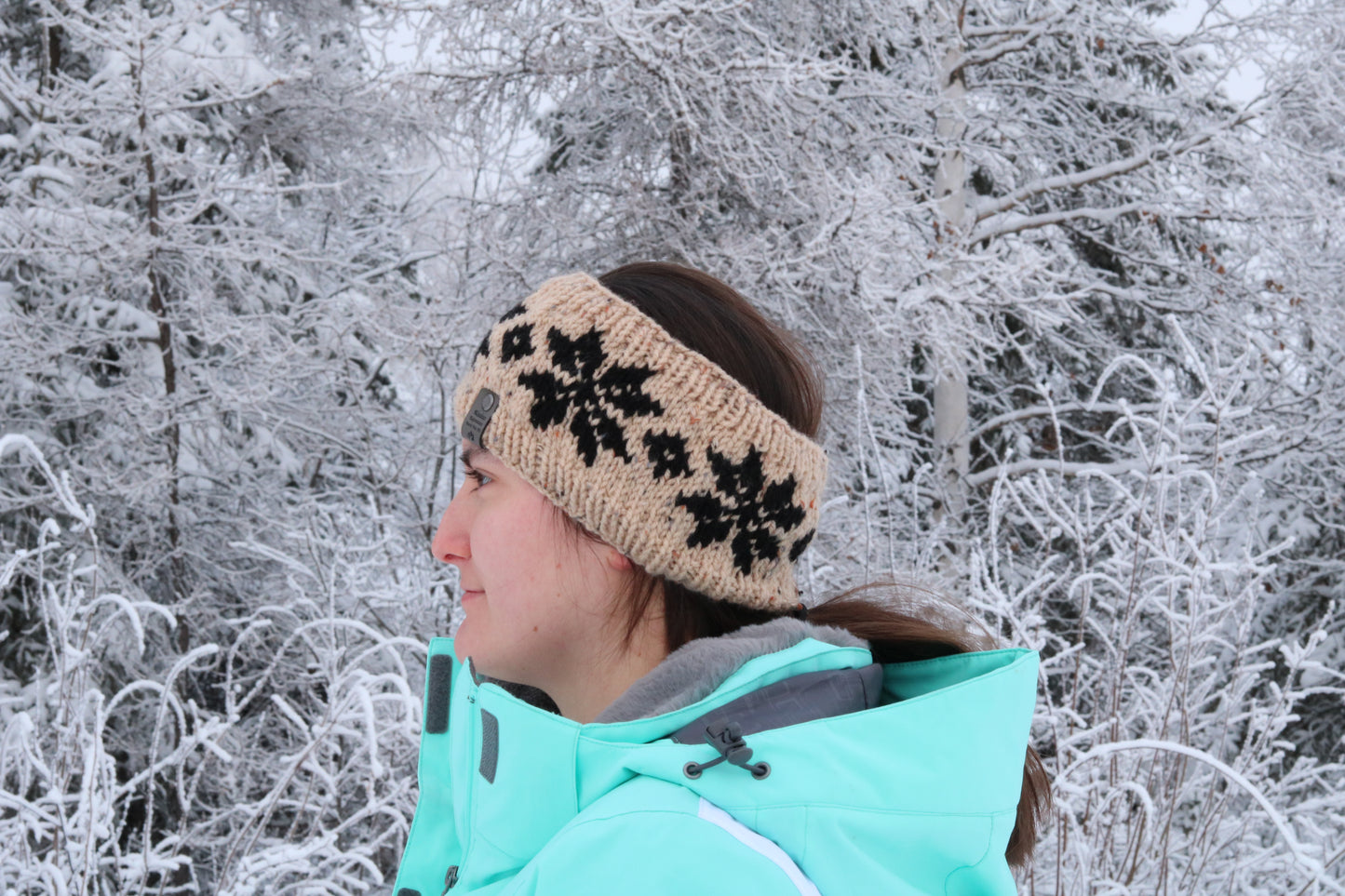 Alyeska Snowflake Headband (Black & Tan)