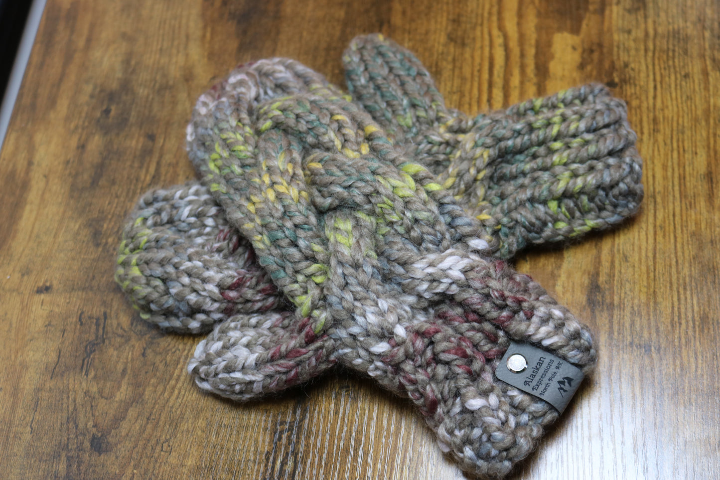 Wool Chunky Knit Alaskan Cables Mittens